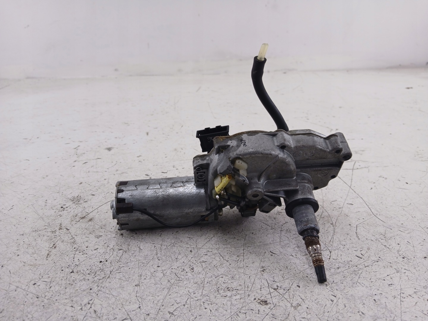 SEAT IBIZA II ablaktörlő hátsó 6K0955711A