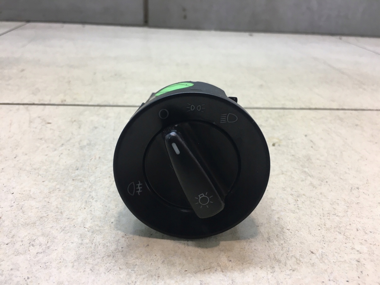 interruttore luci VW LUPO 1.4 16V 1C0941531