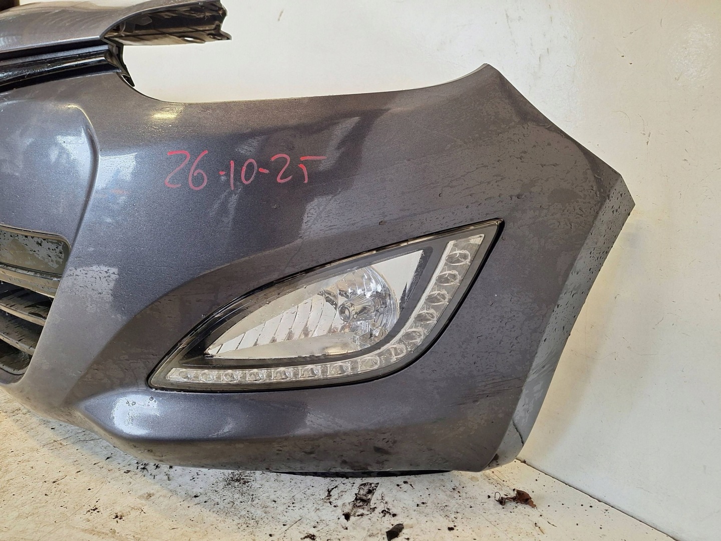 HYUNDAI I20 LIFT 12-15 bumper + LED