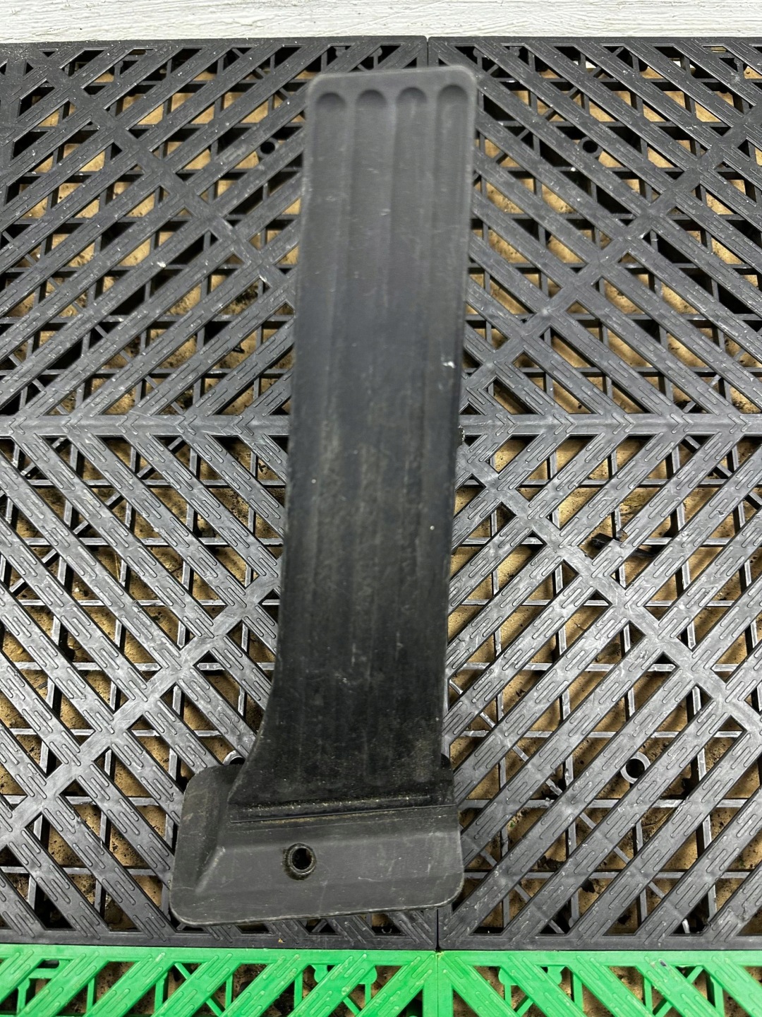 accelerator pedal BMW 5 F10 F11 6860784