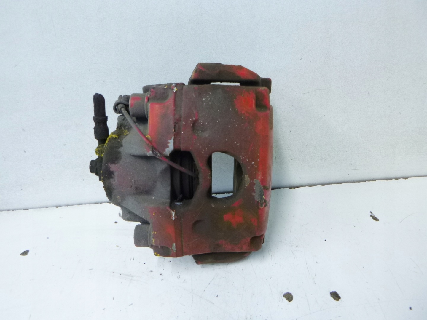 caliper brake front Opel Signum 2.2DTi 2004r.