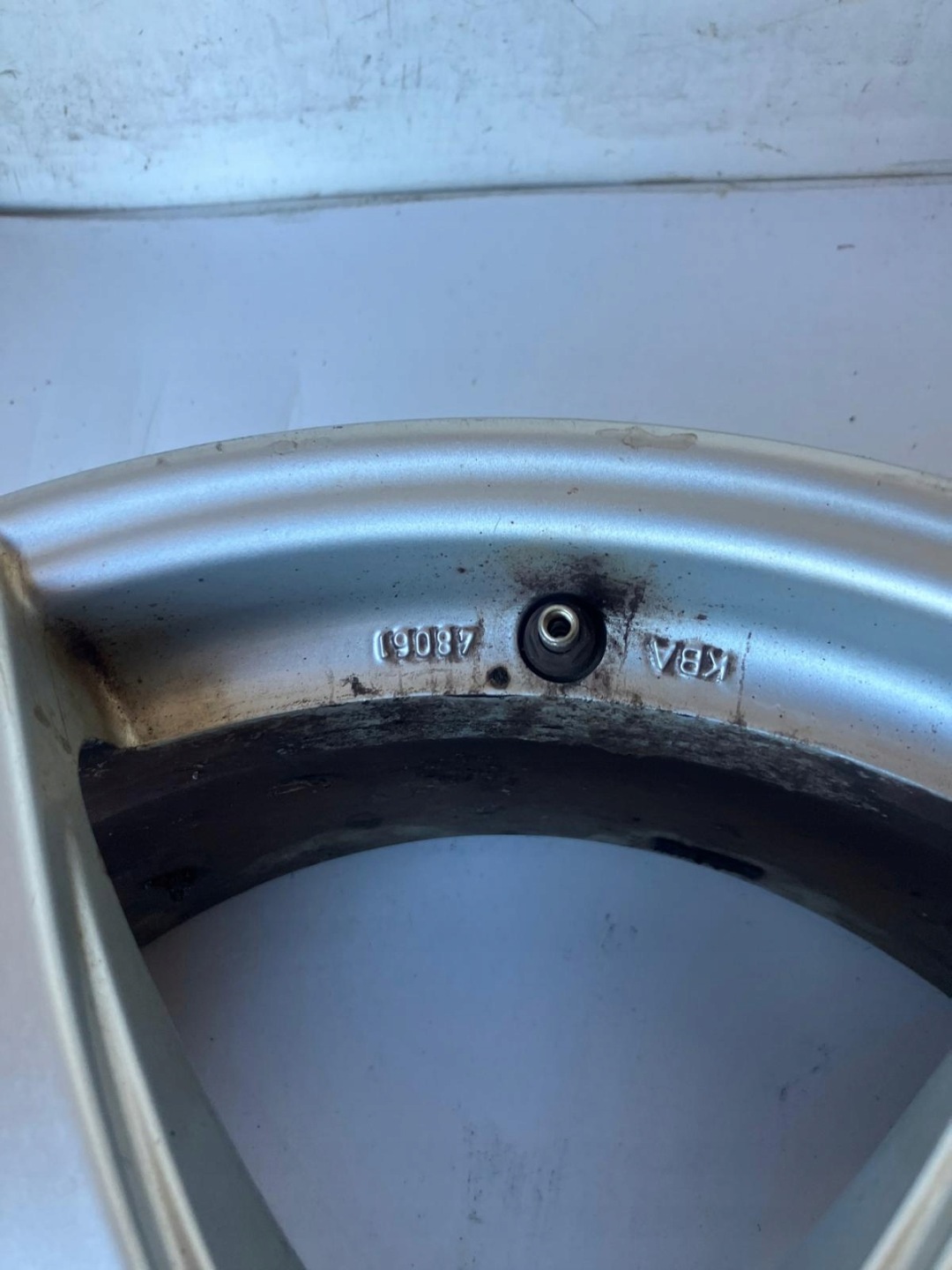 CERCHIO RUOTA 18 CALI #11 DEZENT KBA 48061 ET 40