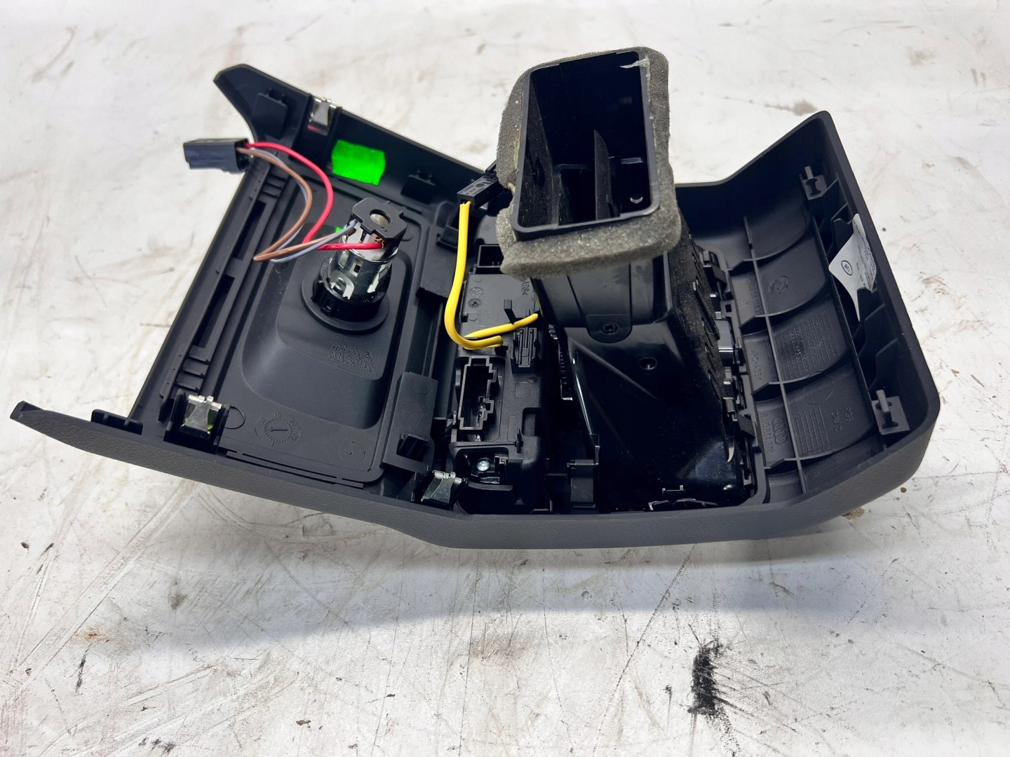grid air conditioning devices cover rear part rear tunnel air conditioning control panel AUDI A4 B9 A5 8W