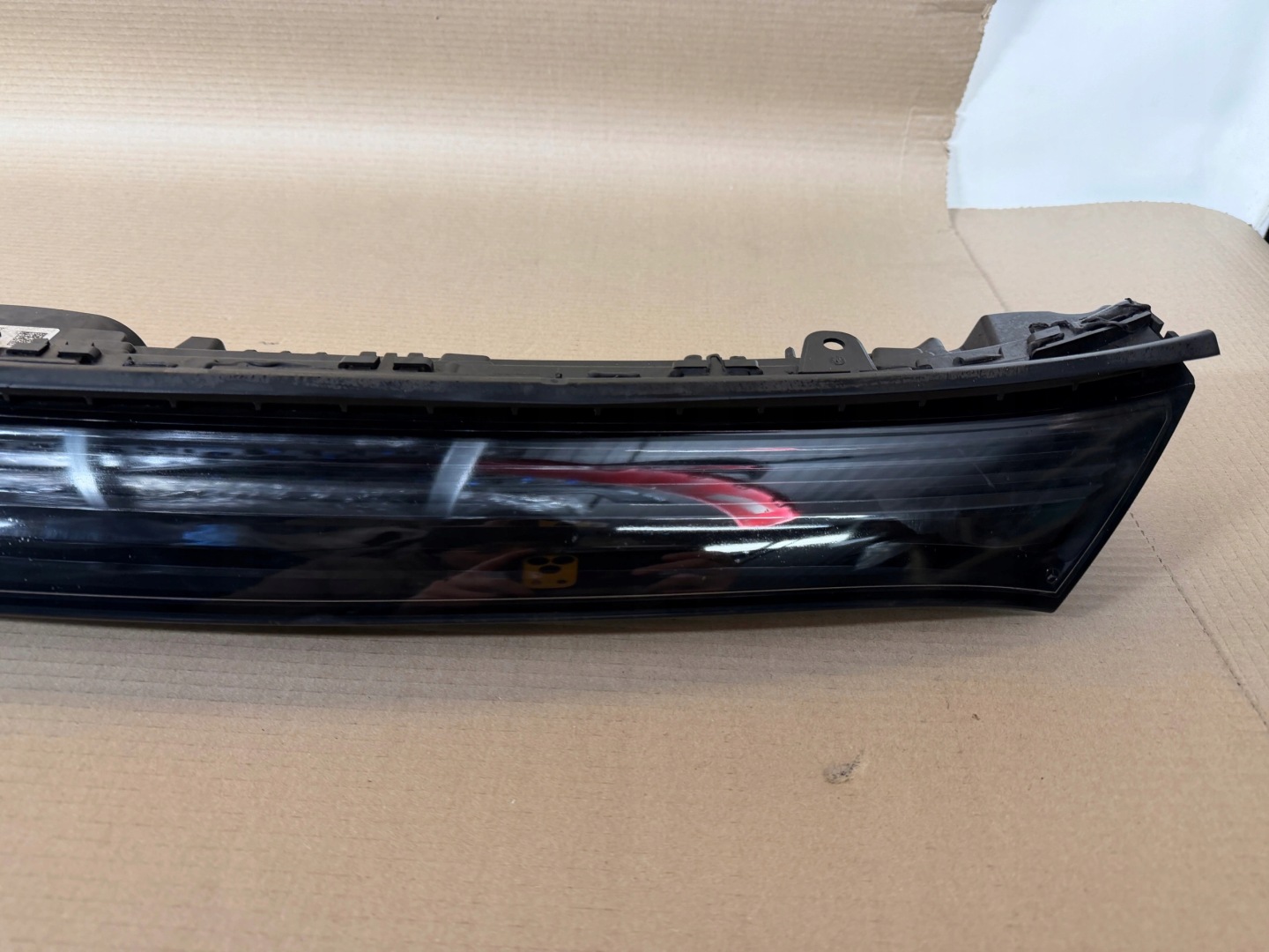 Mercedes EQE light front front A2948882400