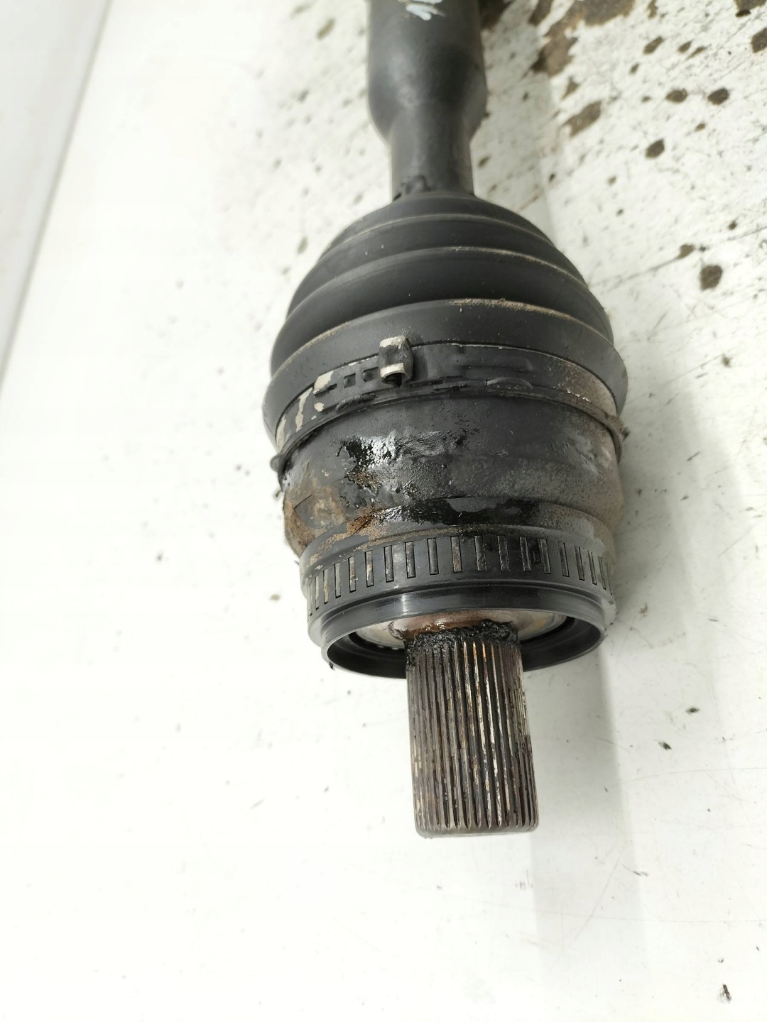 semi-axis left front 3.2 B 238 KM AWD Volvo XC 90 and (2002-2014)