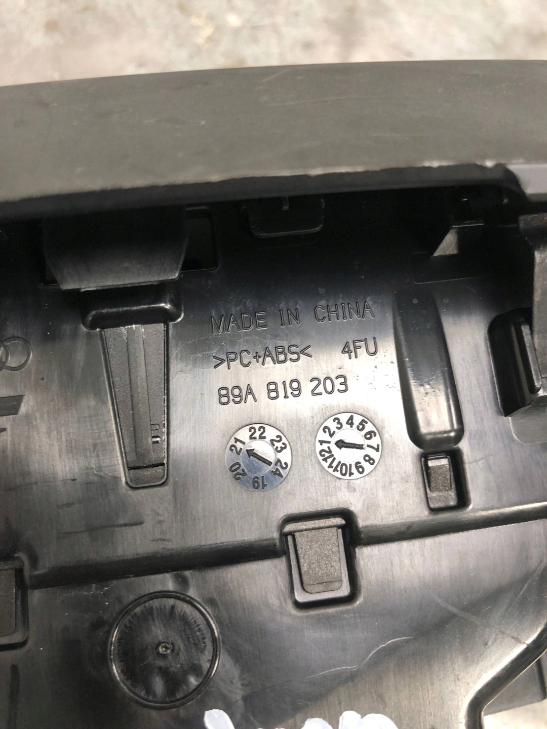 grid air conditioning devices rear part AUDI Q4 E-TRON 89A819203