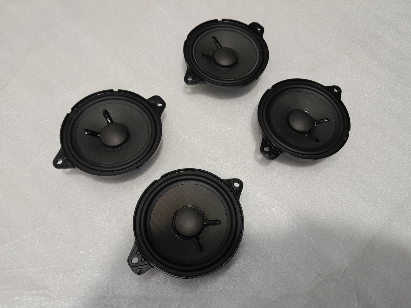 AUDI Q5 80A speaker bang&OLUFSEN 80A035303