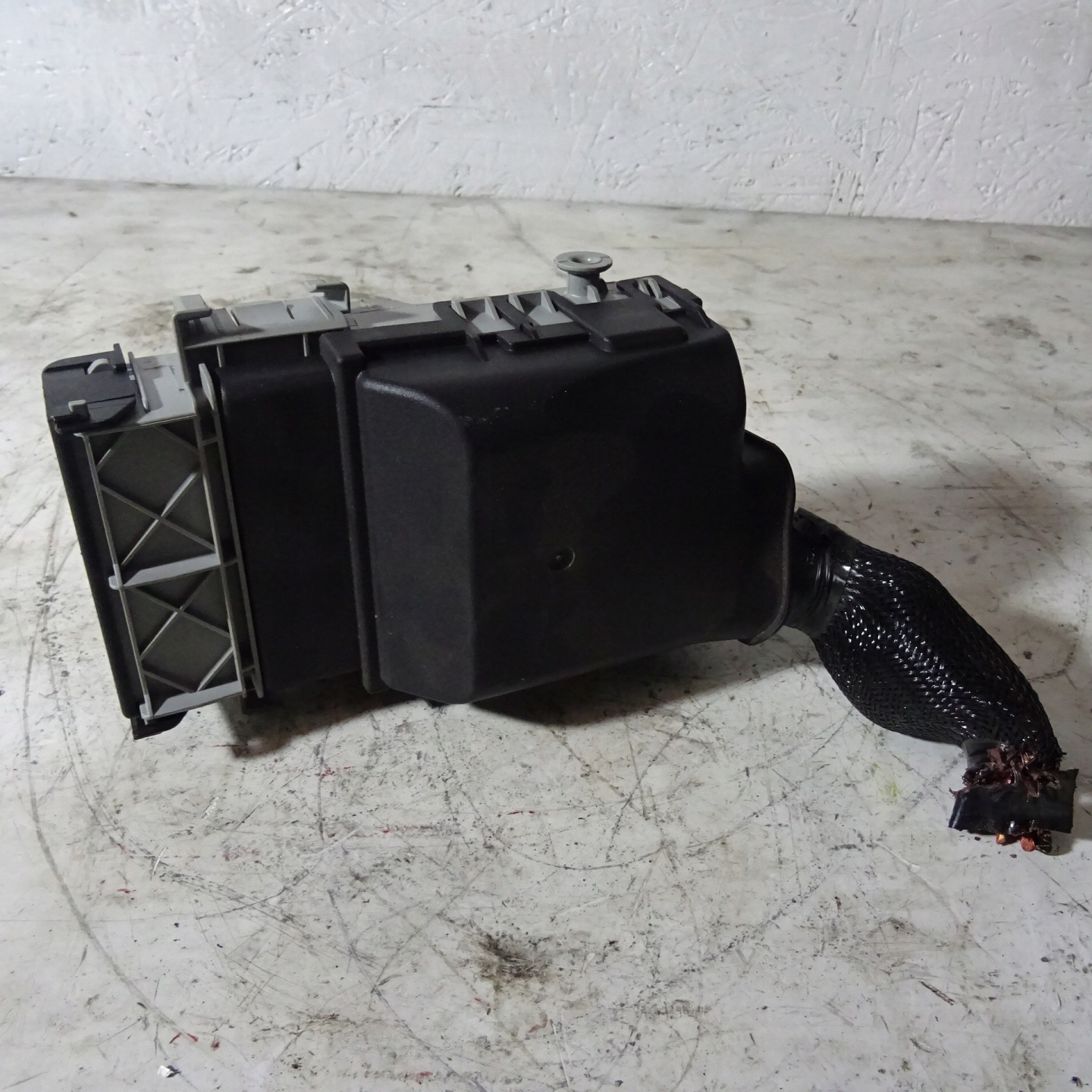 OPEL INSIGNIA 2.0T Module fusibles 13222786