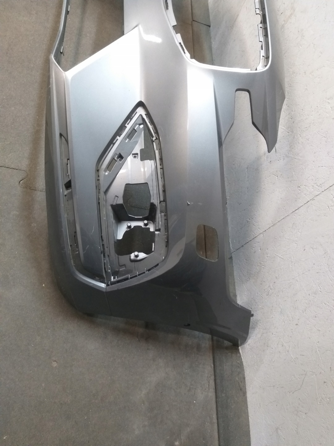 BUMPER FRONT VOLVO V60 S60 18