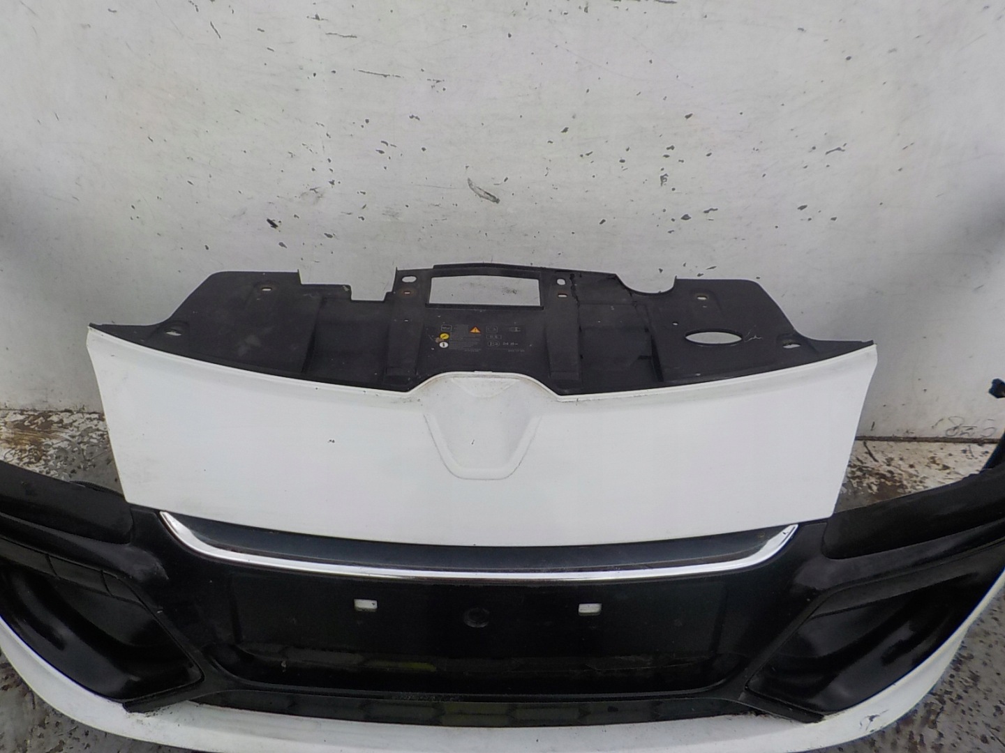 410 RENAULT MEGANE III COUPE LIFT bumper front front
