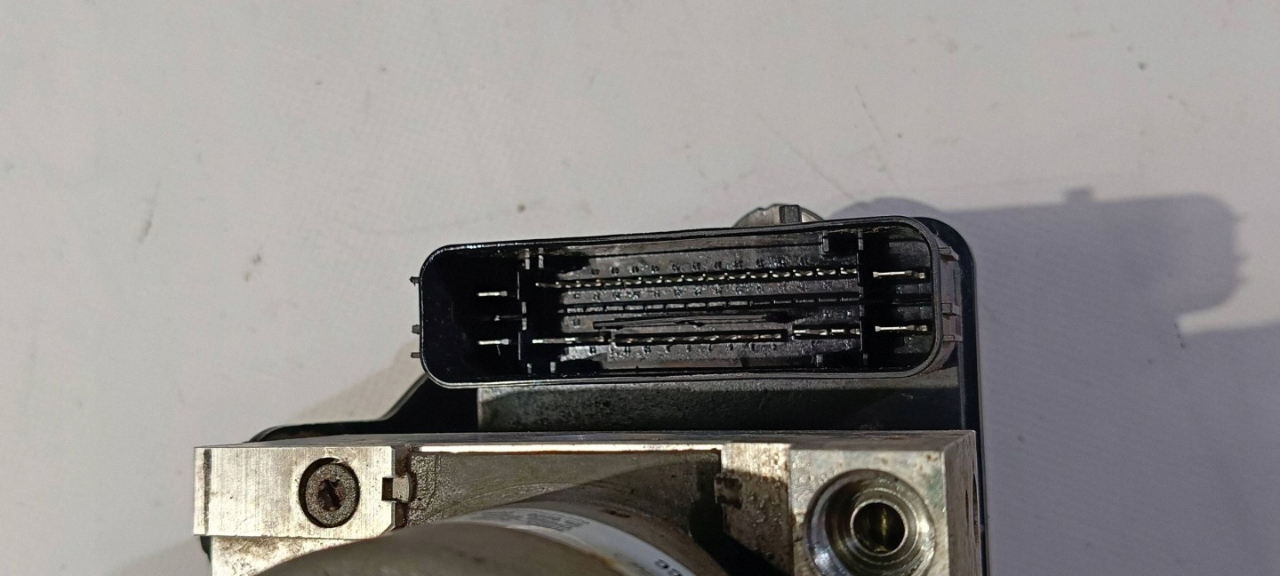 brake booster ABS control unit Ford Explorer V 2016-2019