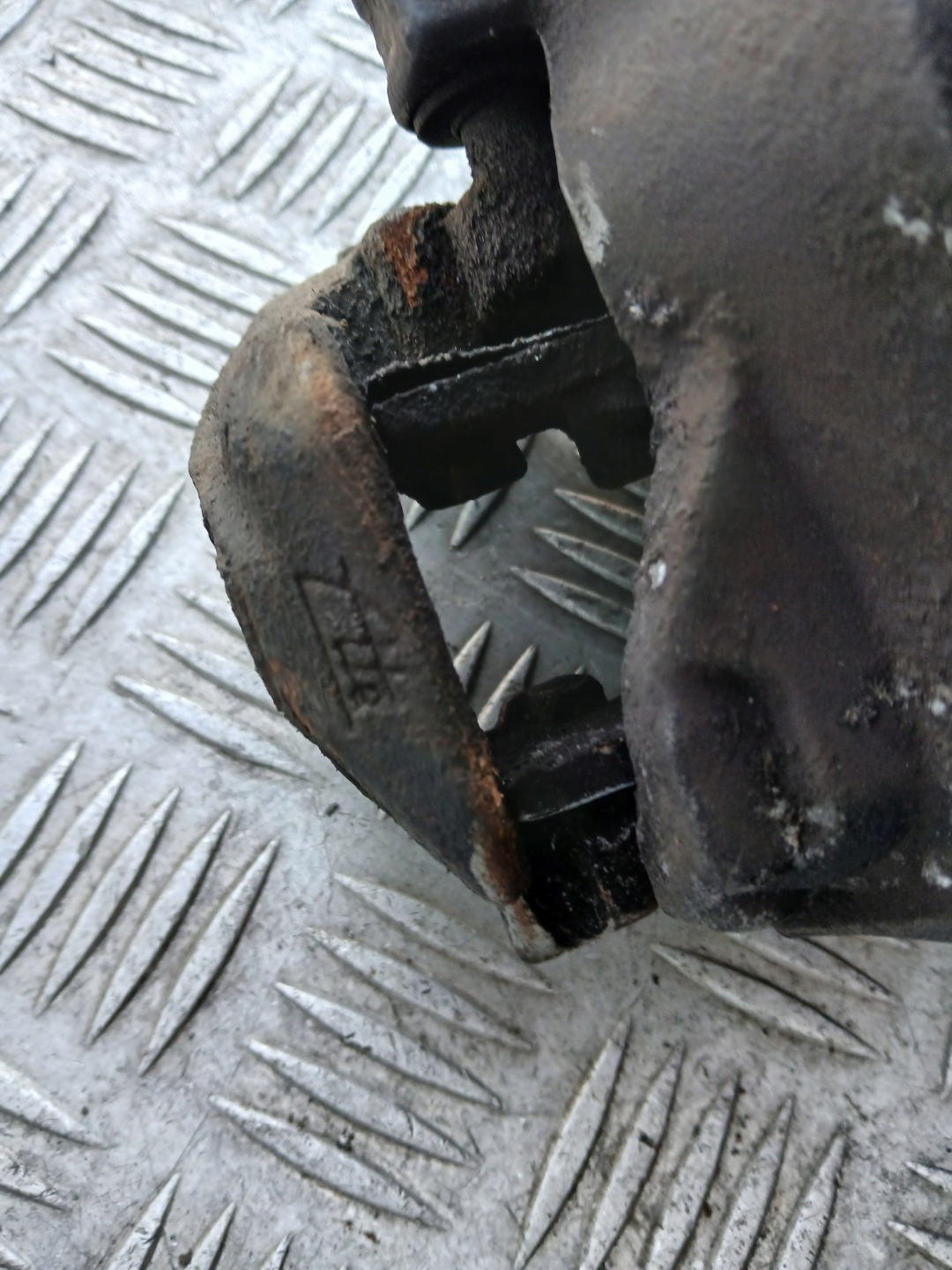 MERCEDES W211 Bremssattel Bremse Sattel Brems- heck links oder rechts