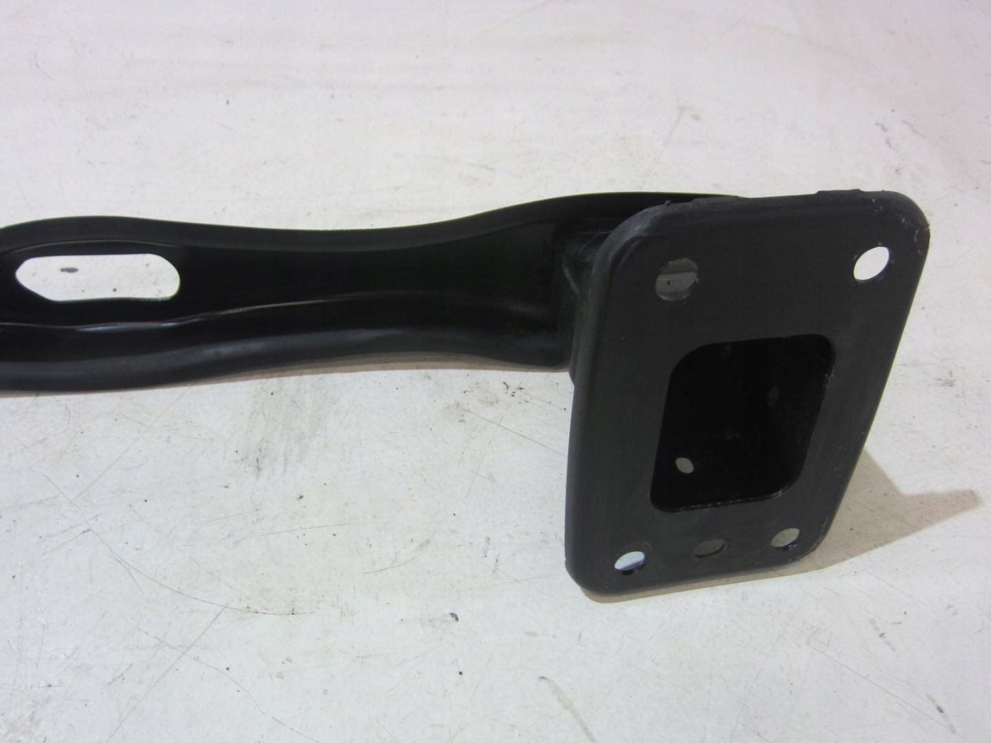 BMW E70 X5 TRAVERSA paraurti posteriore posteriore 7158449