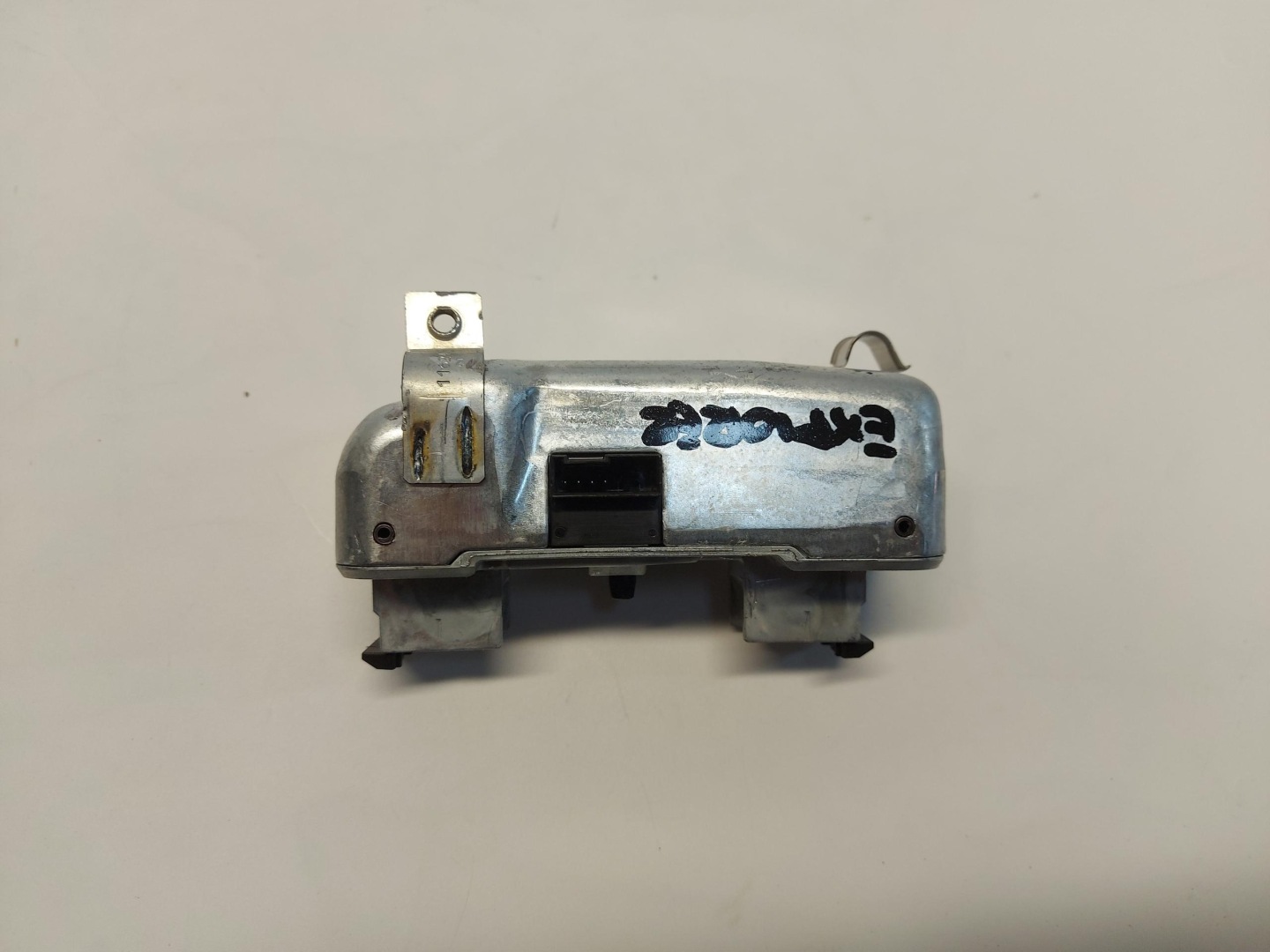 Ford Explorer VII R2KB blocking steering wheel steering wheel 3WA905861