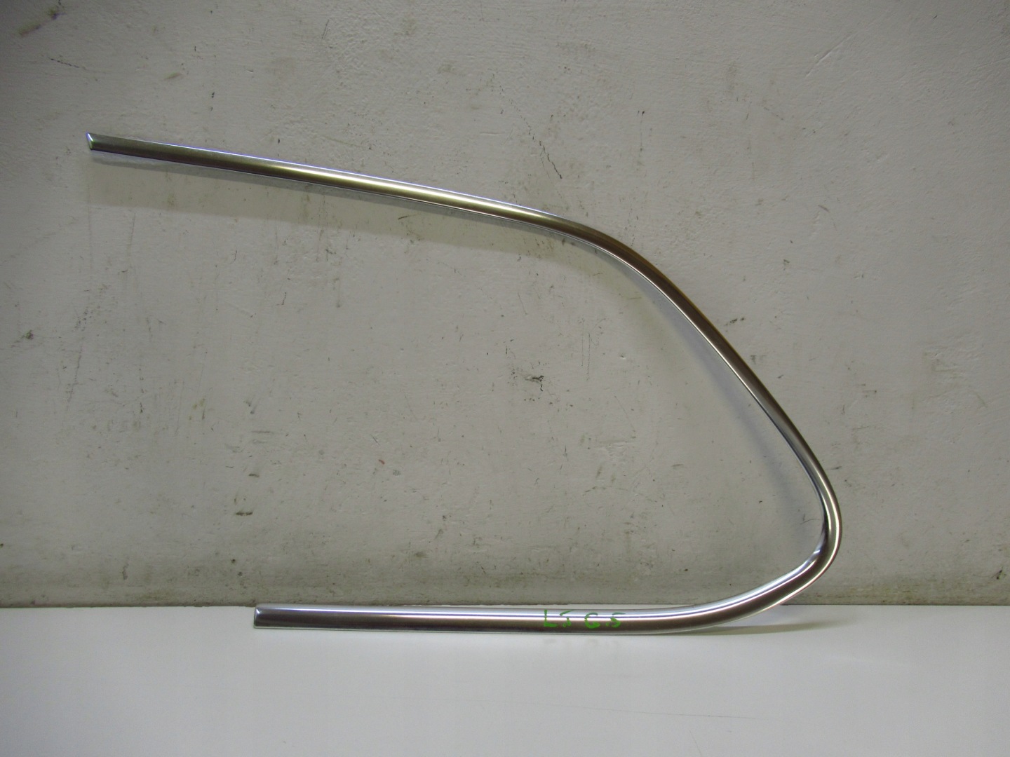 VW GOLF V moulding windows CHROM left 1K9853345