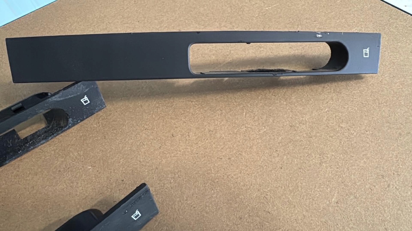 FRONT de la poignée pour KUBEK de couverture console SAAB 93 9-3 12767889 2007-11R