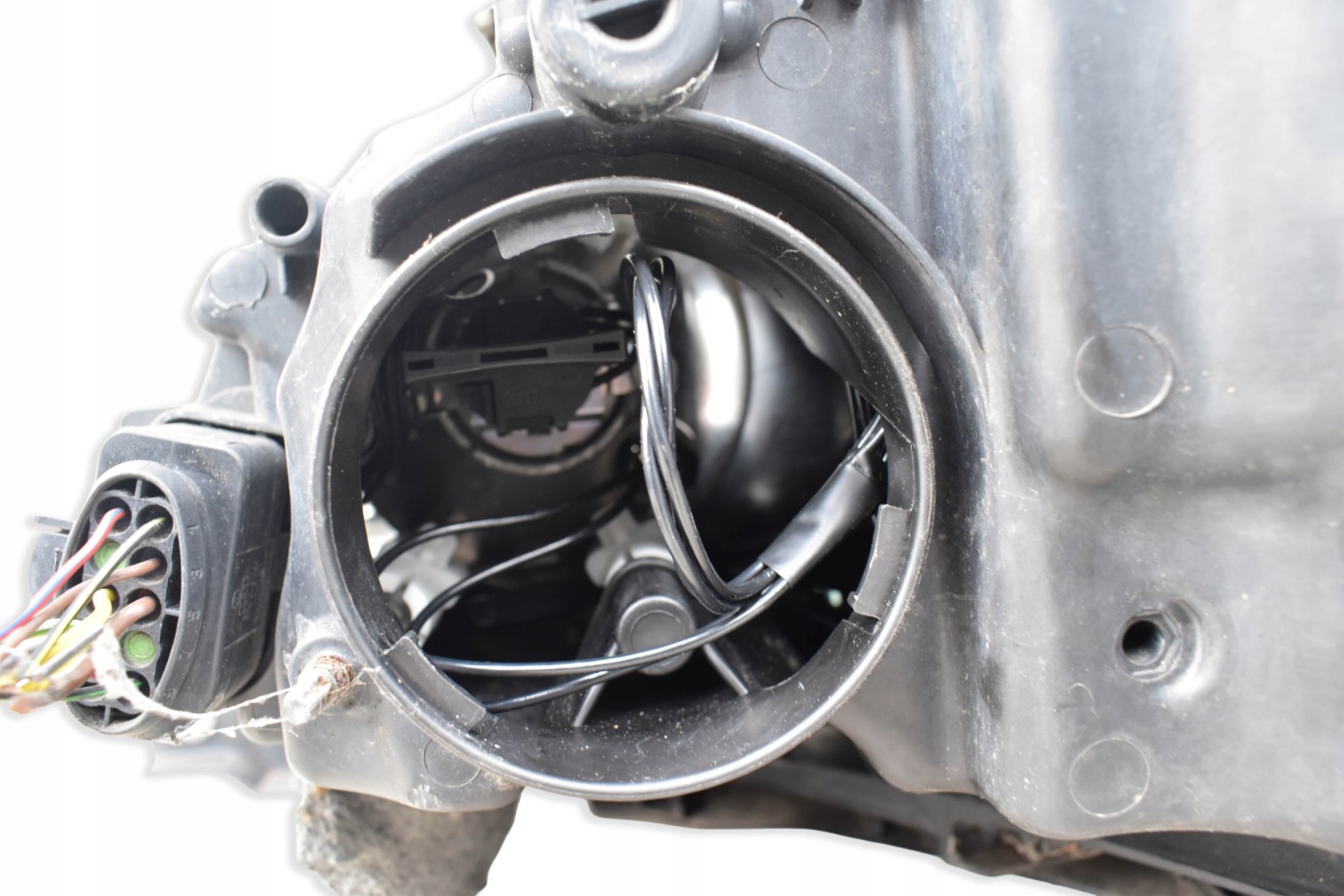 light right front VOLKSWAGEN POLO V 2009r. 6R2941008E Anglik