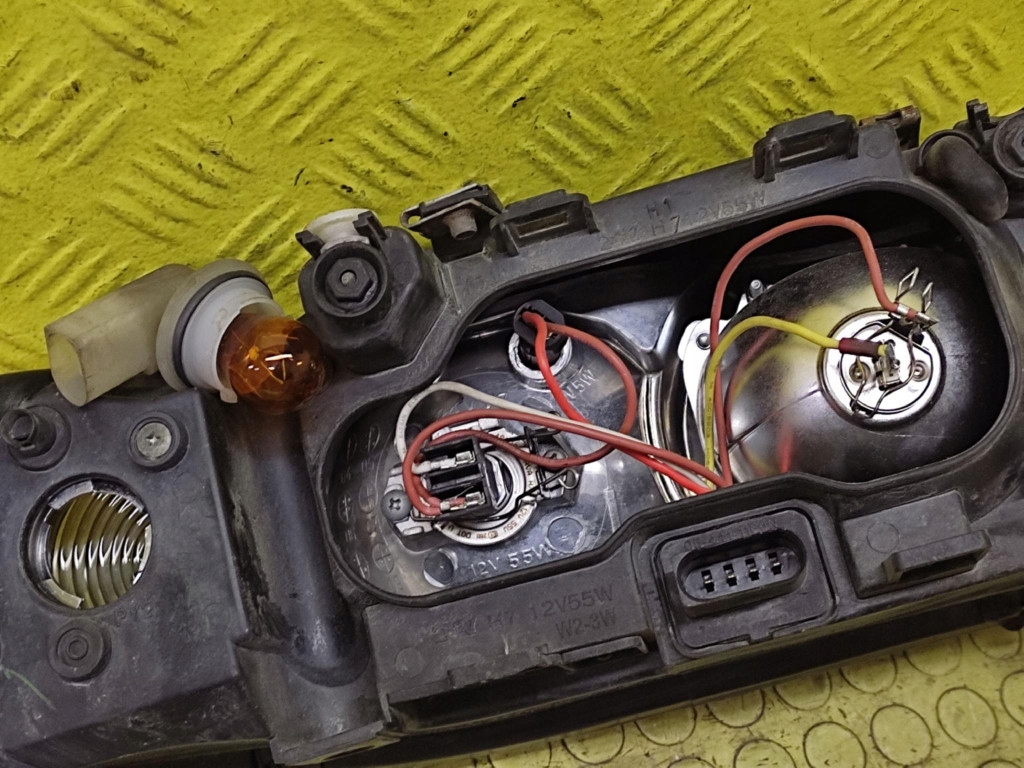 AUDI A3 8L REFLEKTOR light left front