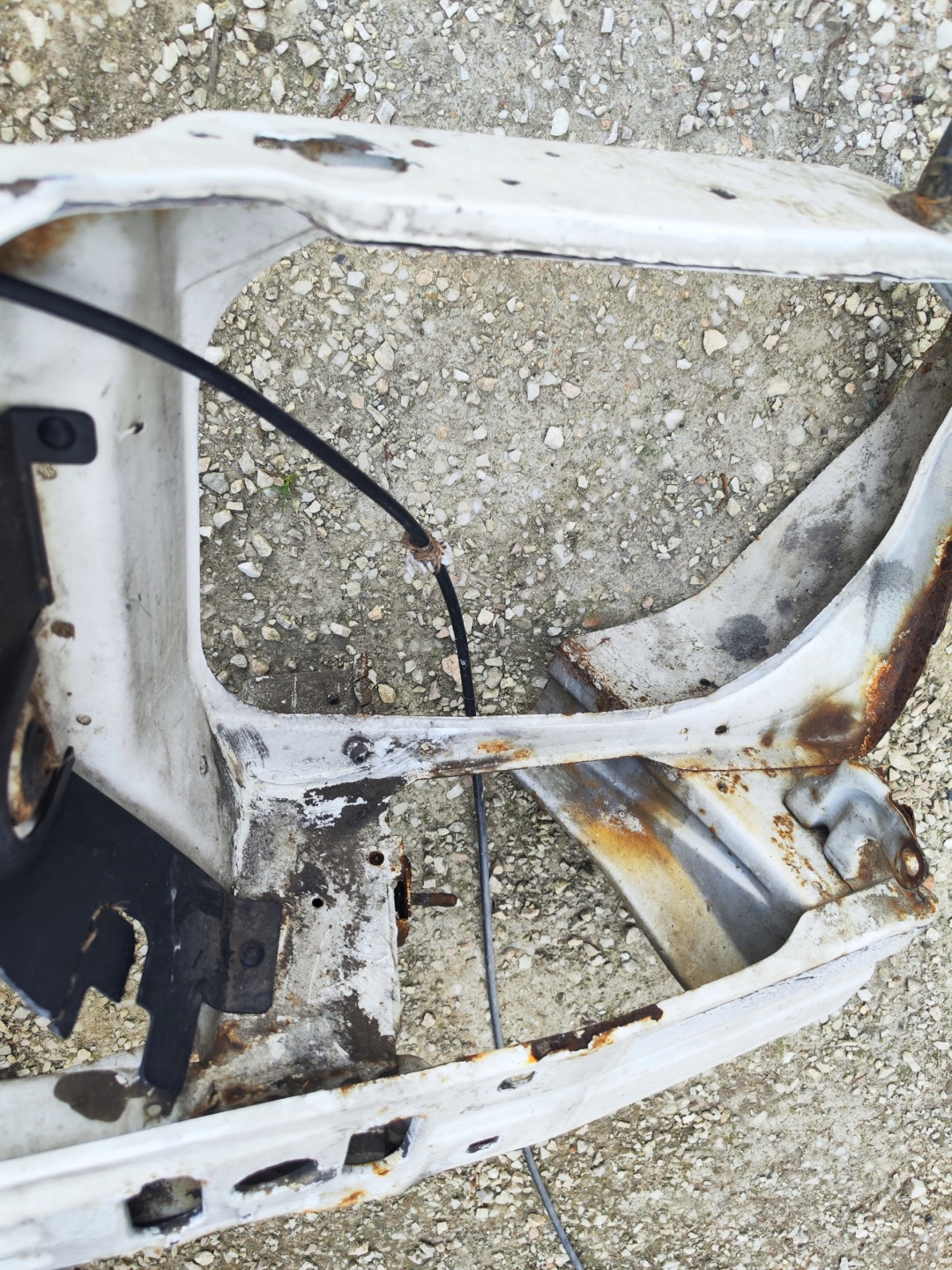 mercedes w124 support panel for radiators pillar of a bumper front