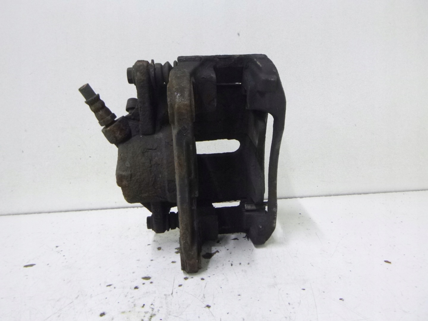 caliper brake front Renault Scenic II 1.9D 04r.
