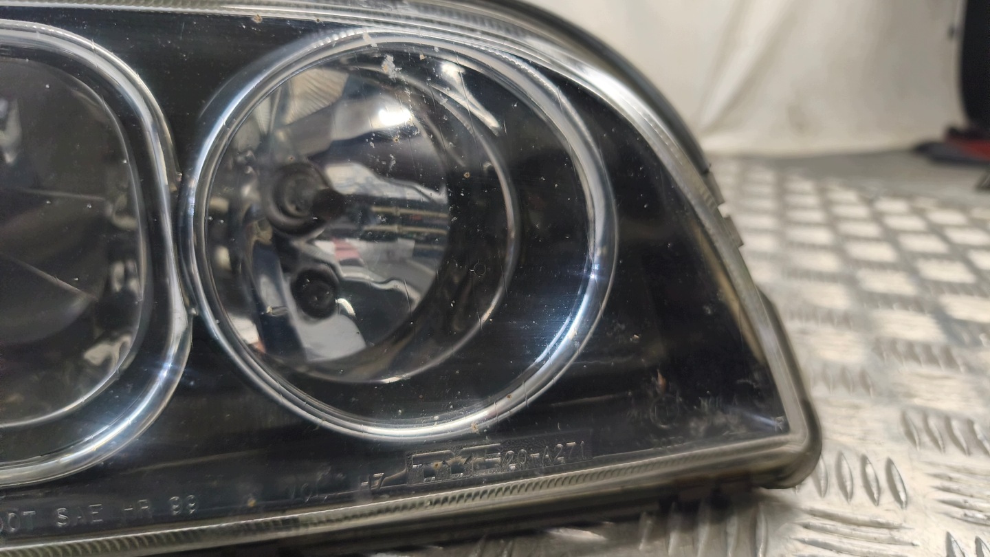 light right front VOLVO S40 1999r