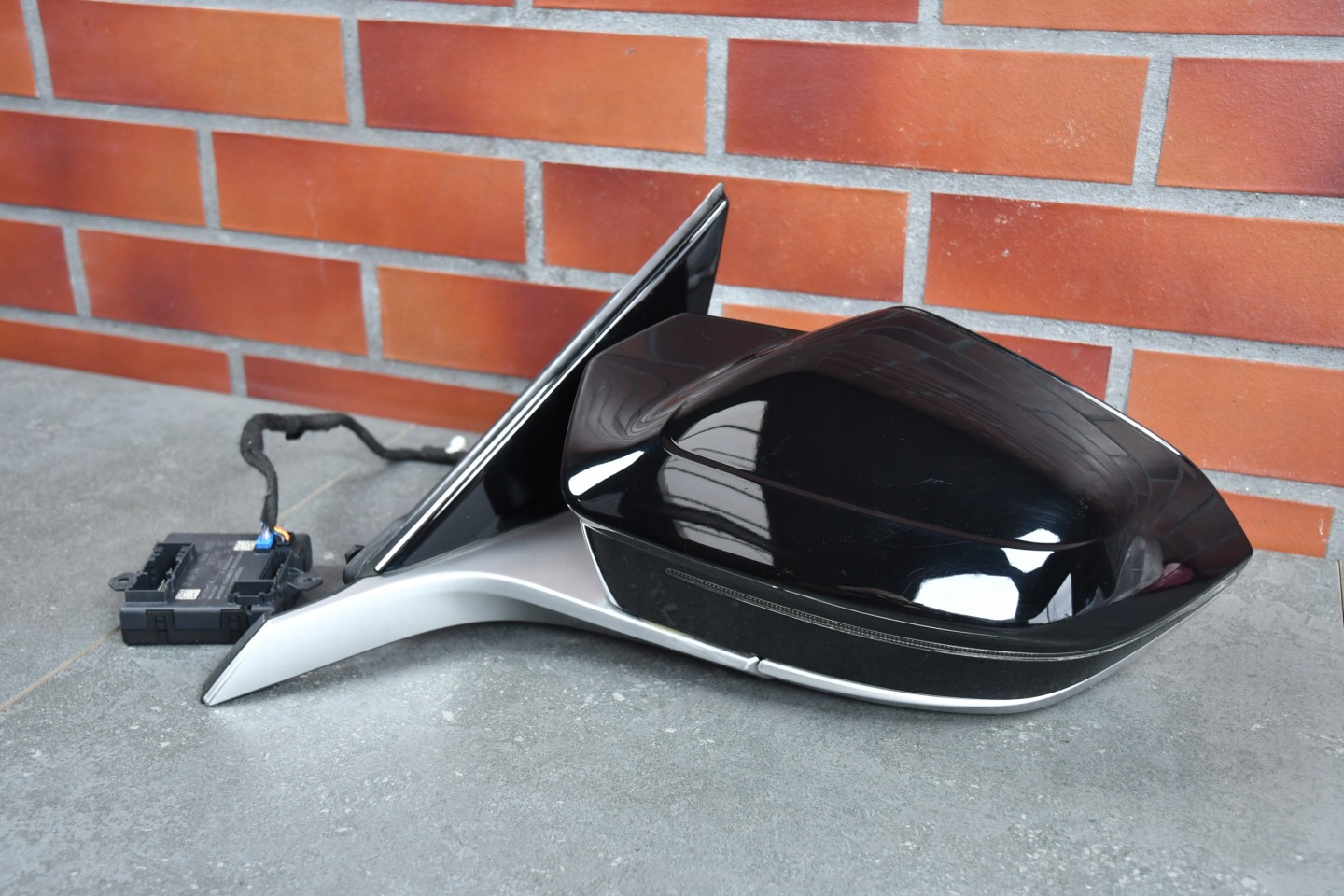 mirror left BMW 5 G60 G61 m-packet RHD