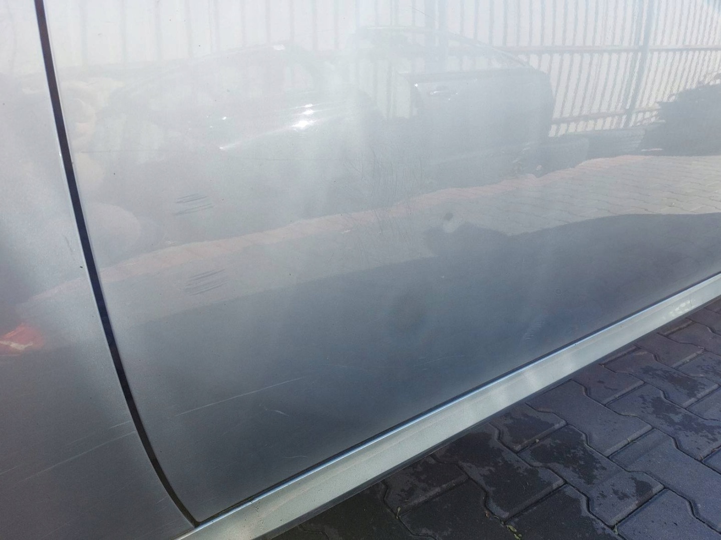 door complete left front LEXUS IS II 8R6