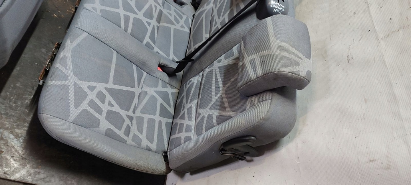 Sitze heck hinten Ford Transit Connect MK1 AA