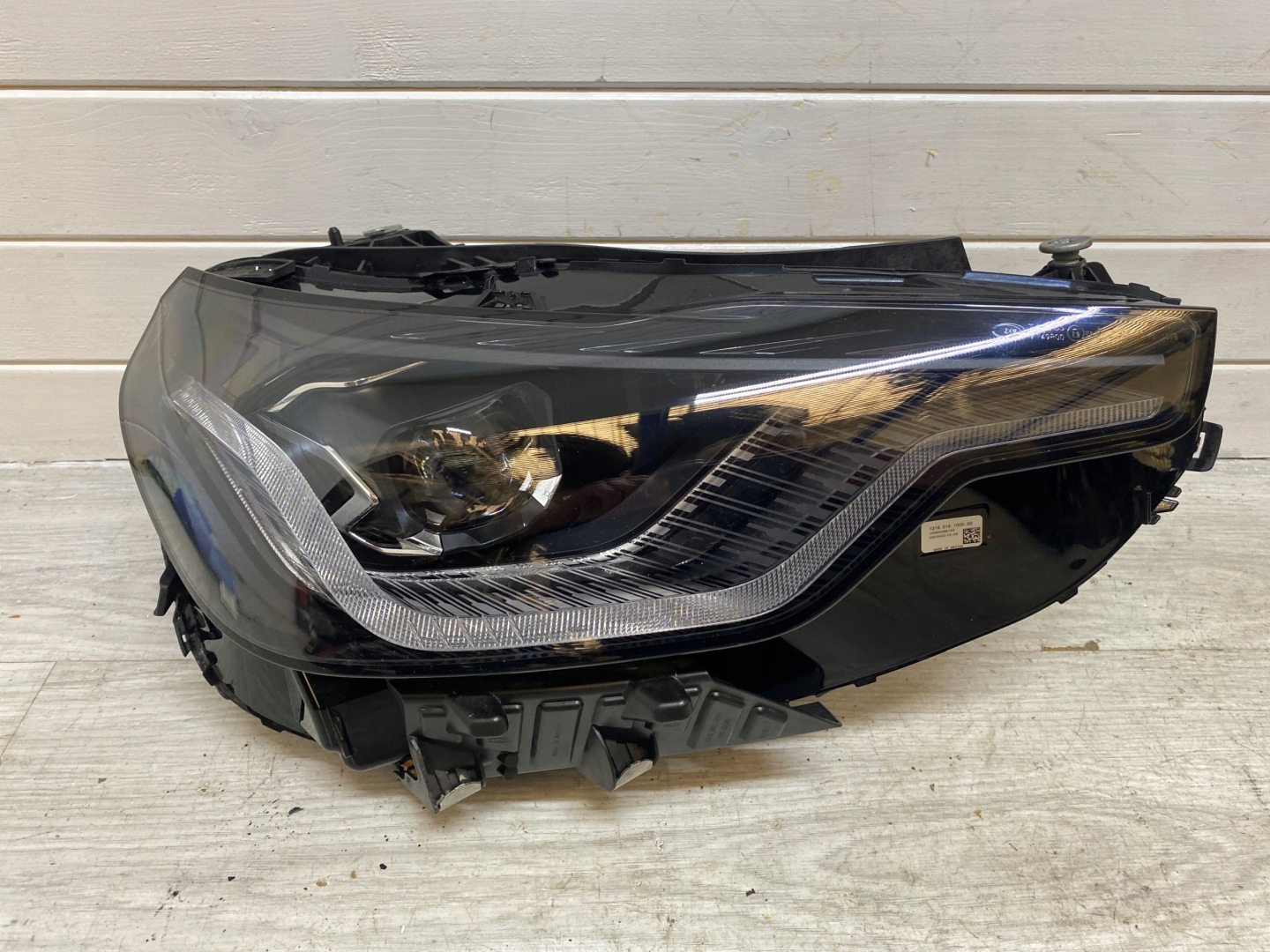 light right BMW 2 G42 M2 G87 LED ADAPTIVE BLACK SHADOWLINE black