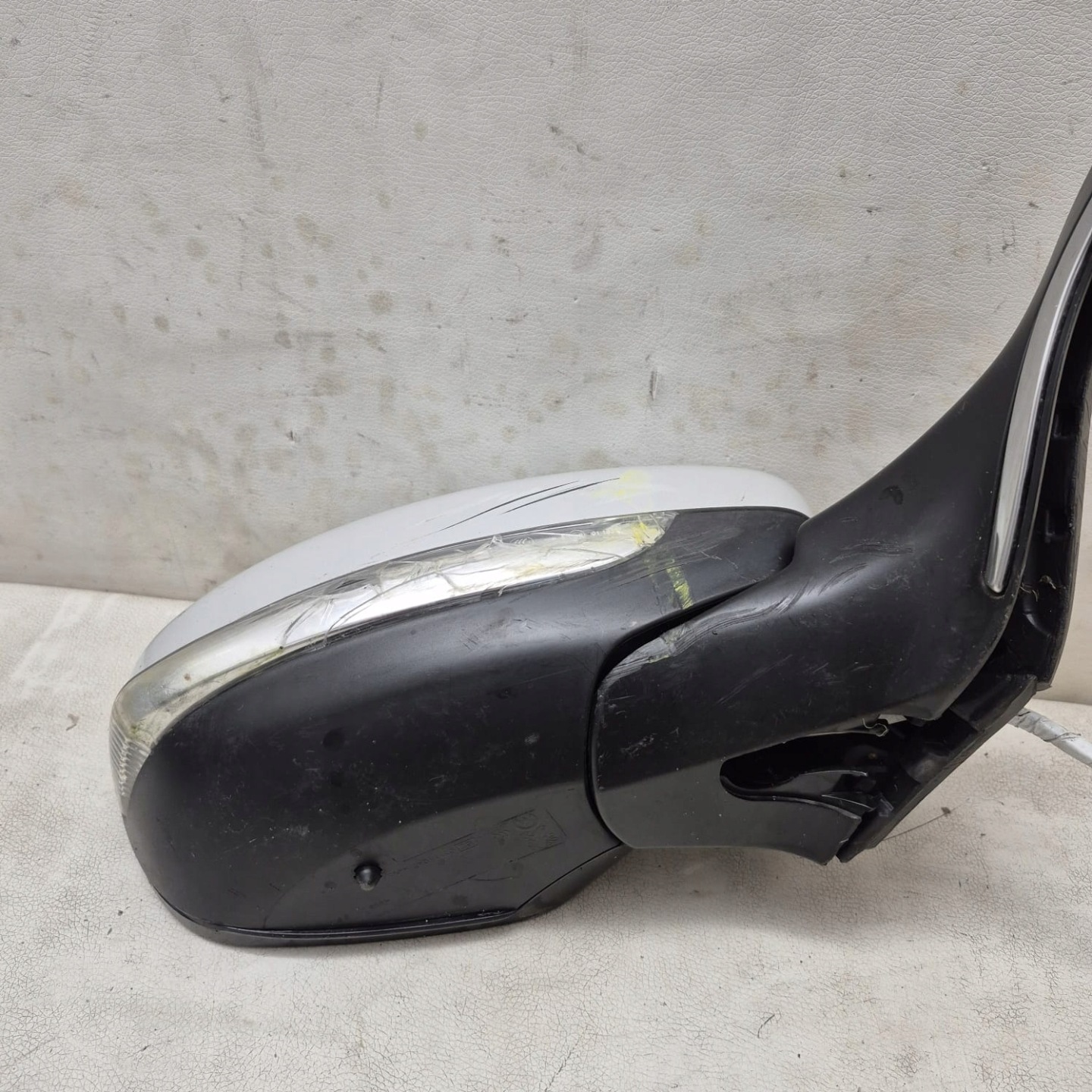 PEUGEOT 208 and 1 12-19 mirror front front right