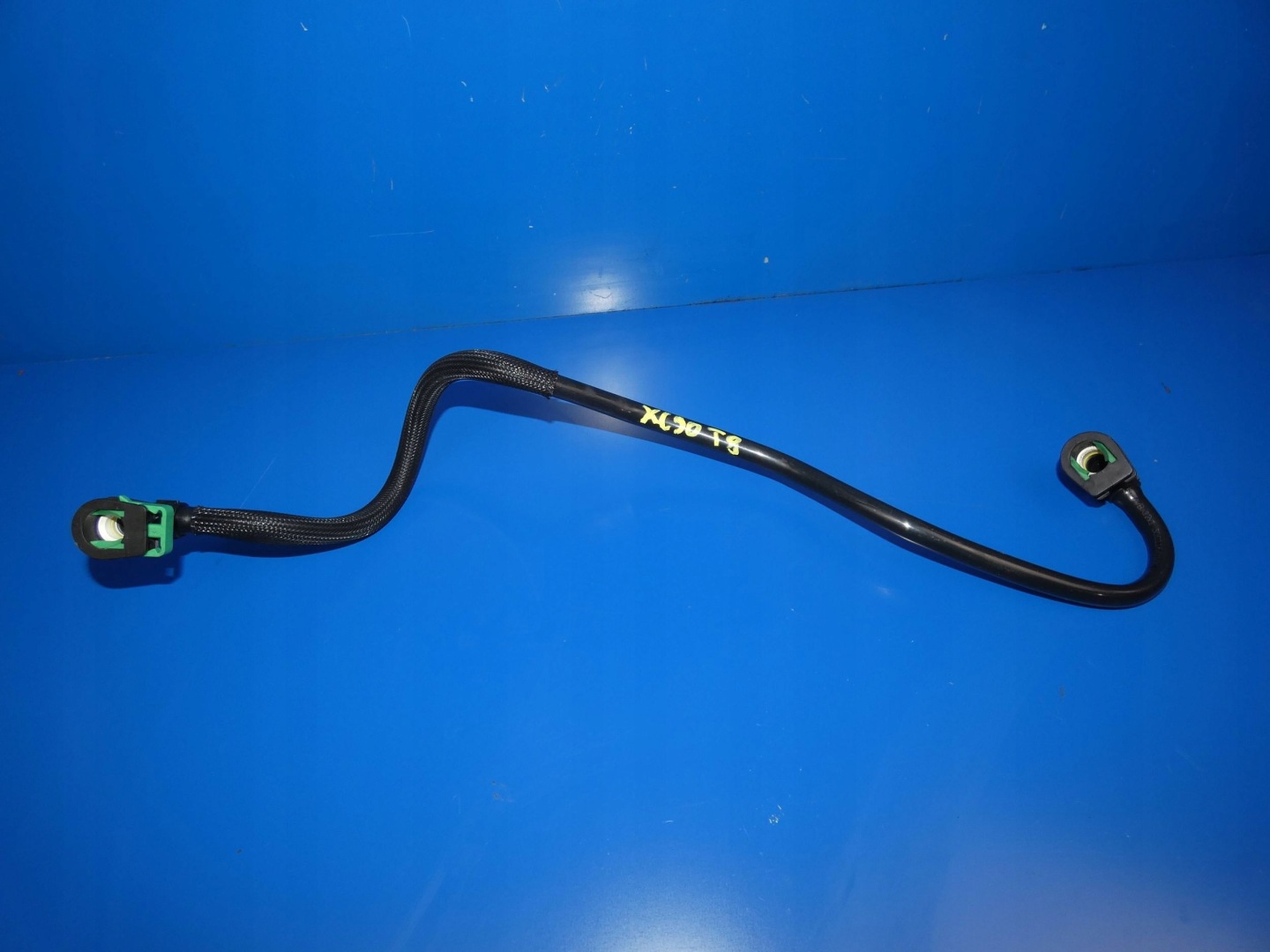 VOLVO XC90 II 2.0 T8 wiring vacual hose