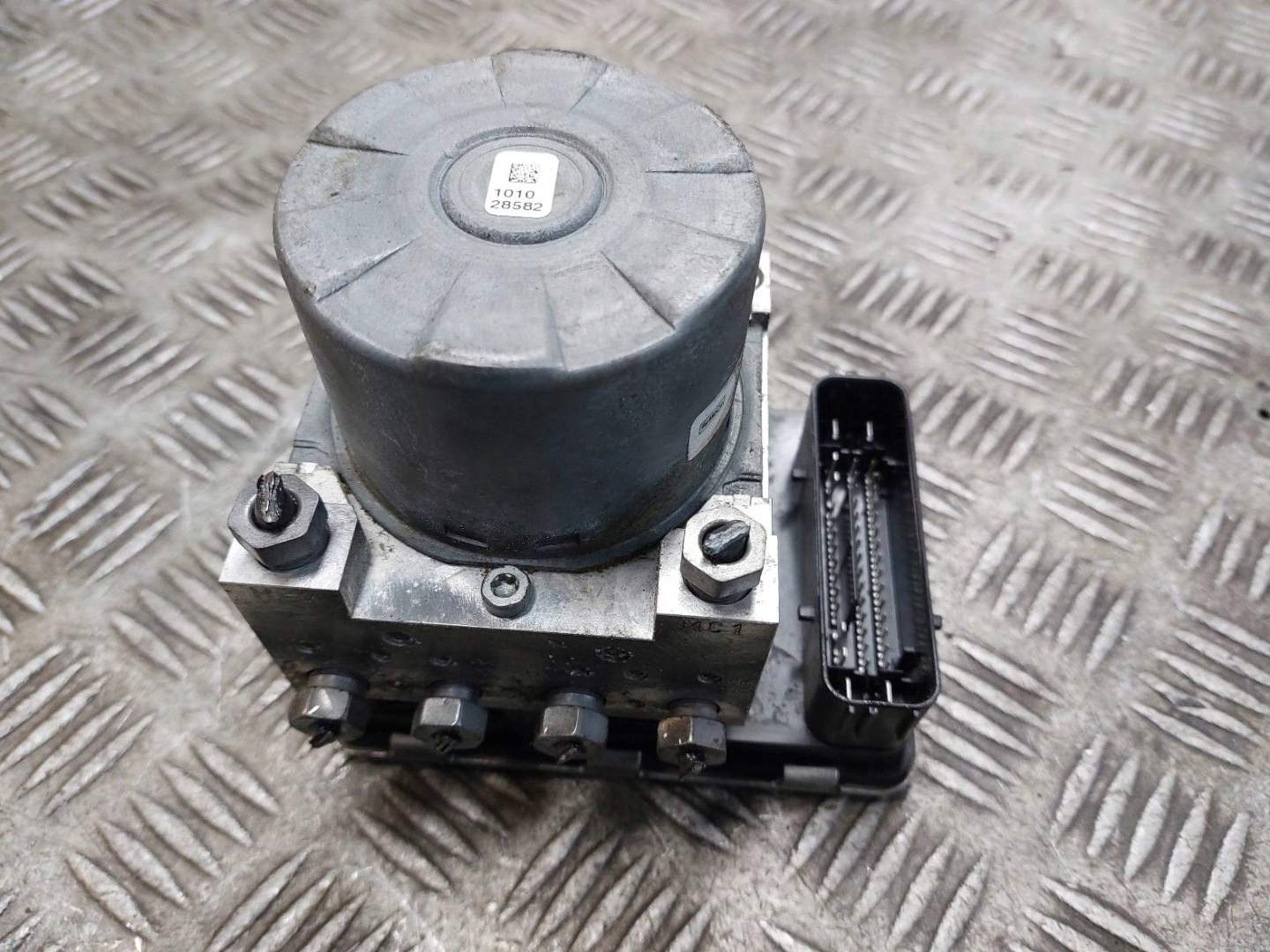 pump control unit ABS FORD FOCUS MK4 JX61-2B373-LC