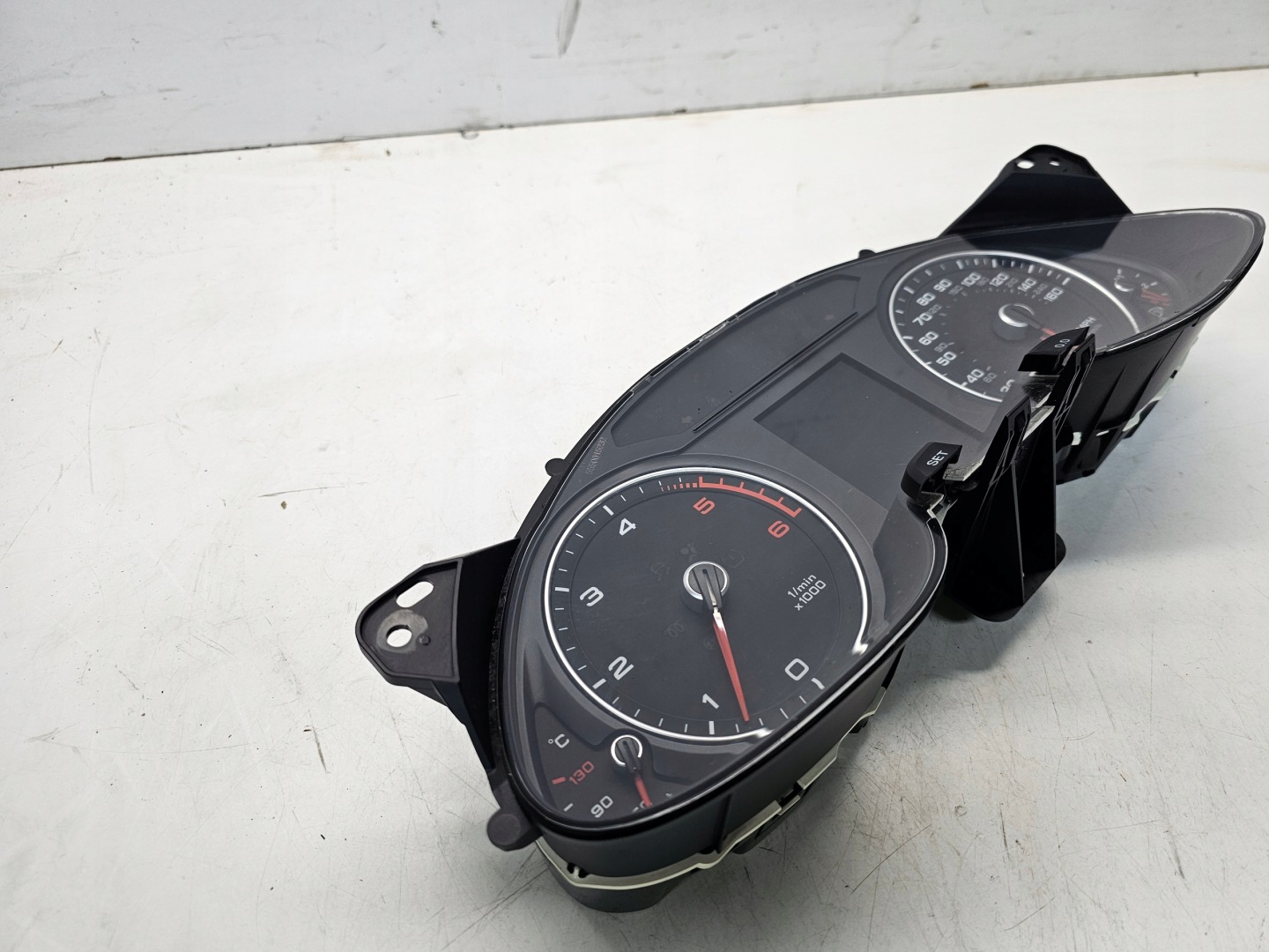 dials dials AUDI A4 B8 LIFT 2.0 TDI 8K0920983G