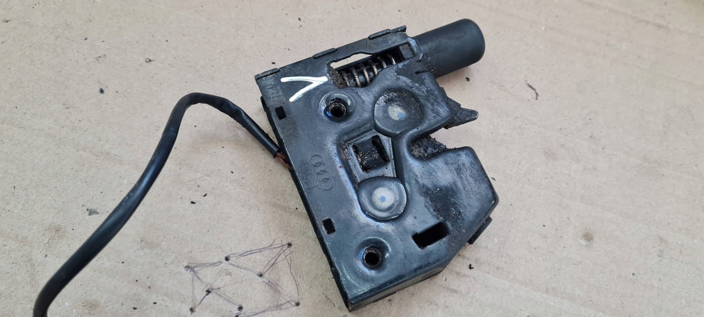 A6 C7 4G S6 bonnet latch lock front 4G0823509C S7 4G A7