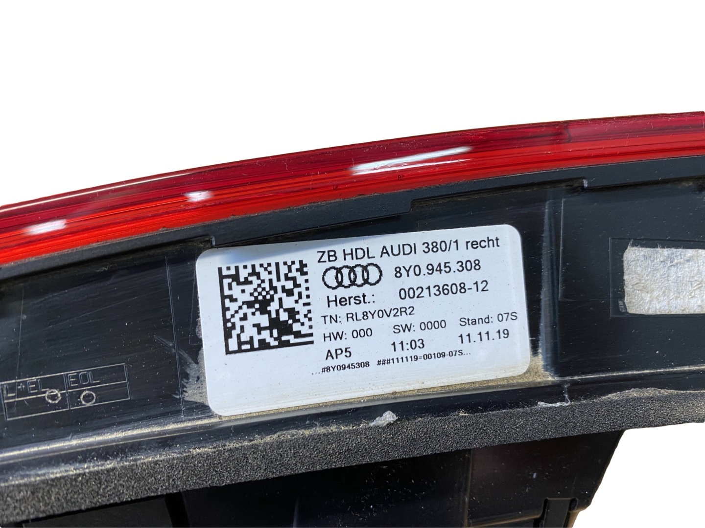 AUDI A3 8Y Licht rechts LED heck 8Y0945308