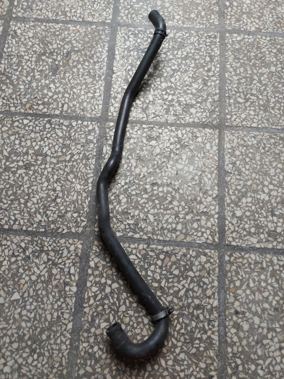 crijevo cijev prijenos vode gasa CHLODZACEGO BMW X5 E70 X6 E71 3.5D OE