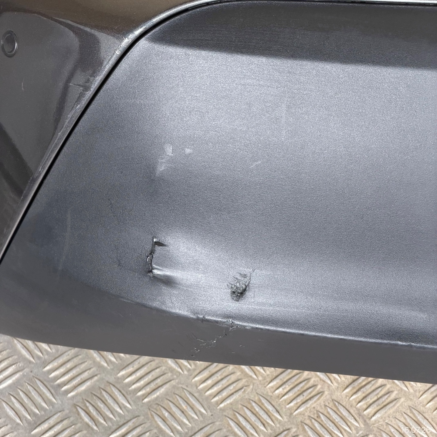 bumper rear complete TOYOTA YARIS CROSS 2023 ROK 4 PDC