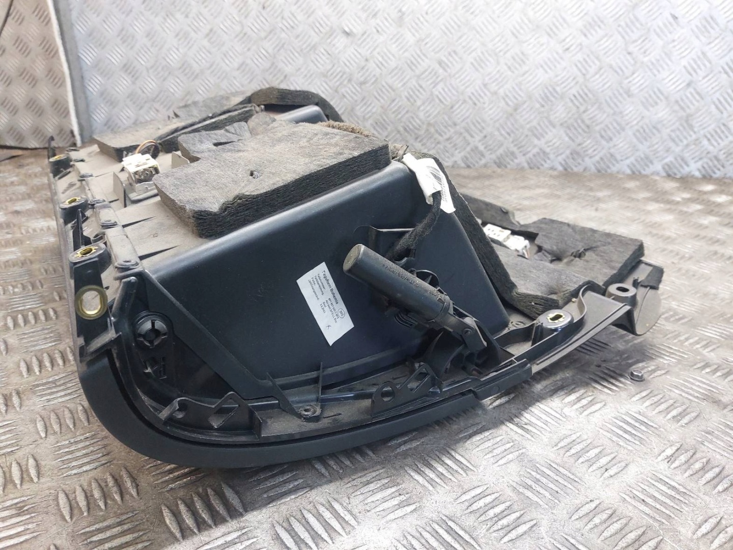 pretinac suvozača suvozača AUDI A3 8P 8P1857035C