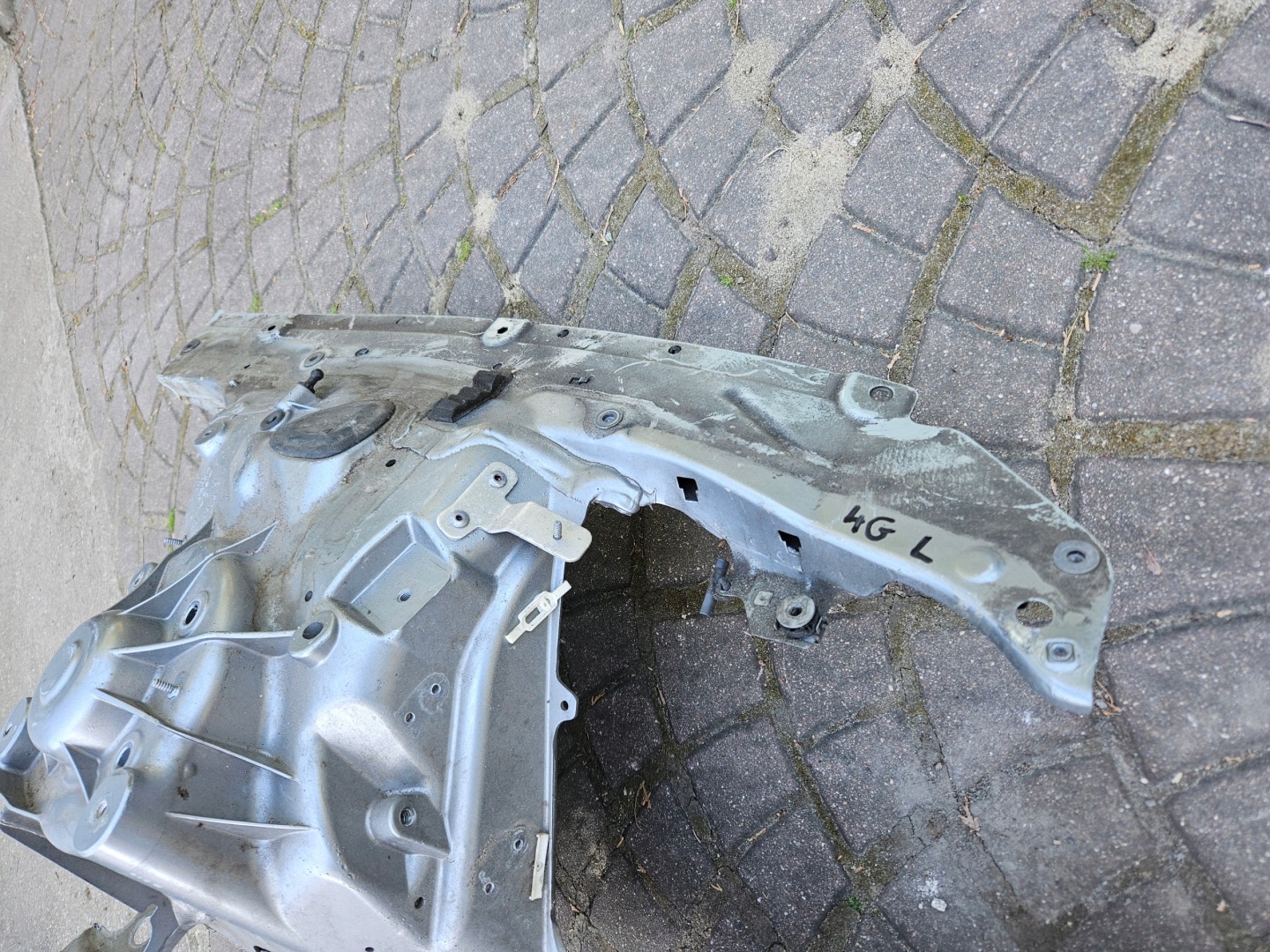 FARTUCH čtvrtka uložení levý levá AUDI A6 C7 4G čtvrtka