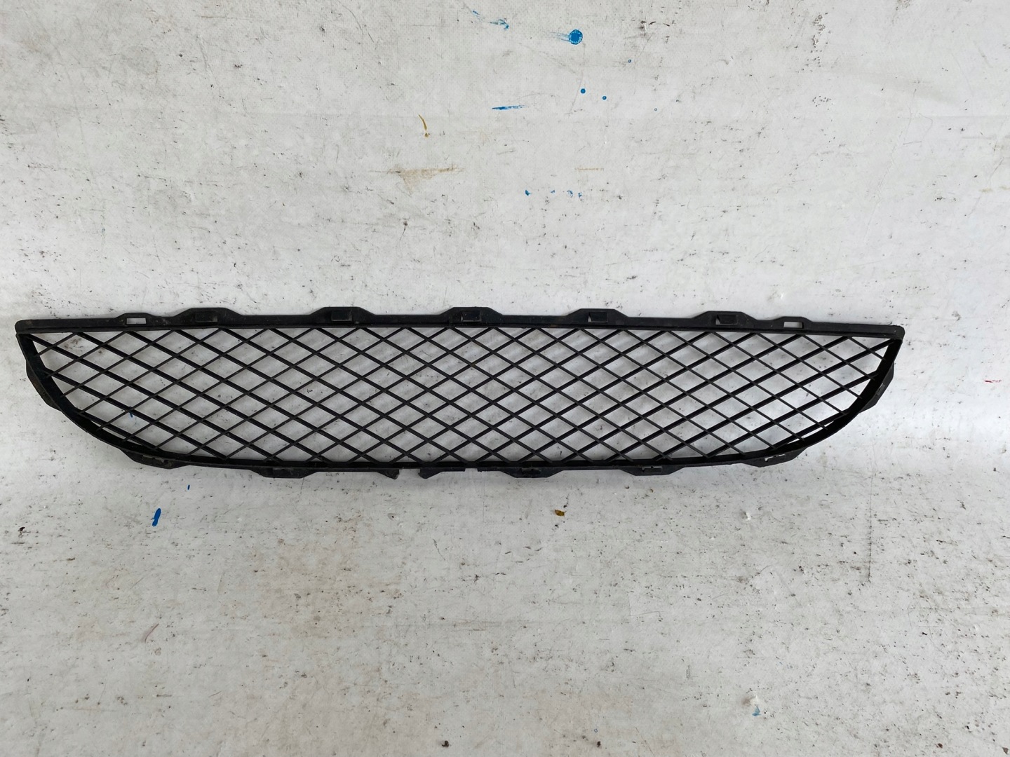 MITSUBISHI COLT CABRIO LIFT VI 07-09 grid central front MN170015