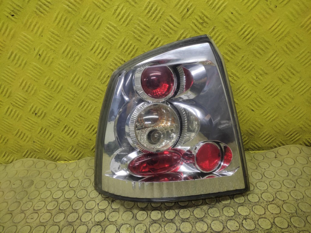 OPEL ASTRA G light left rear part