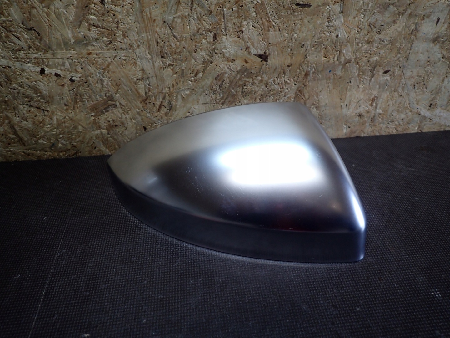 MIRROR COVER RIGHT AUDI TT TTS 14