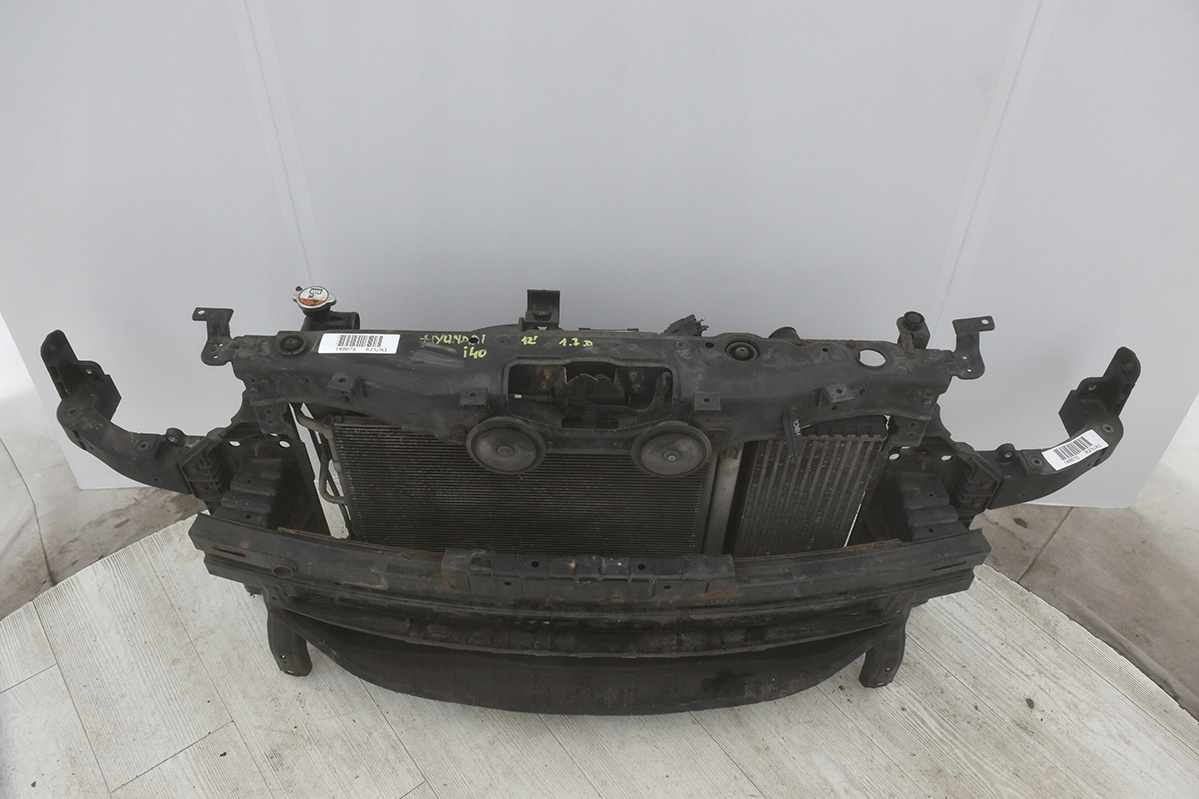 bar, wall * front HYUNDAI i40 CDRI DIESEL 1.7