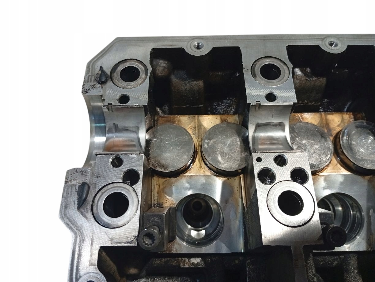 TESTATA del cilindro VW POLO IV 1.4 TDI 045103373C