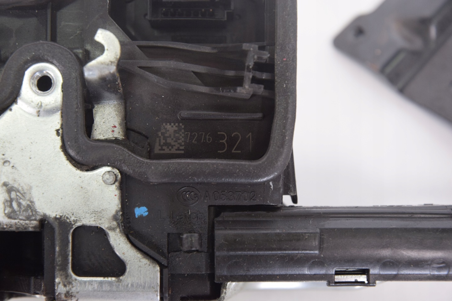 lock left DOCIAGANIE SOFT CLOSE BMW 6 F06 55573km
