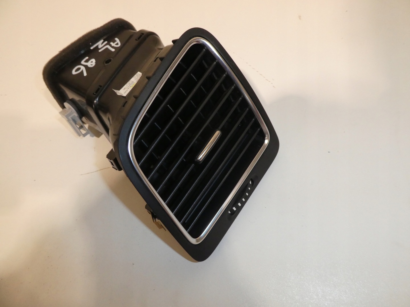 grid air conditioning devices left VW SHARAN 7N0819703