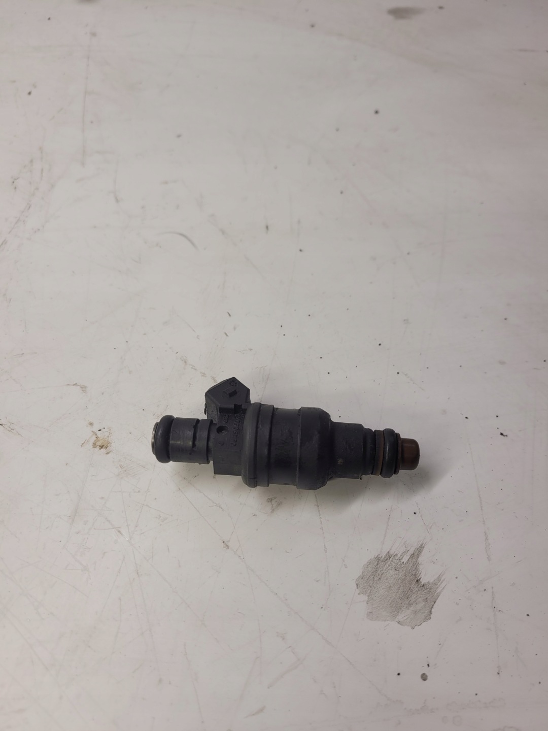 nozzle injector AUDI VW SEAT 1.8 T 06A906031