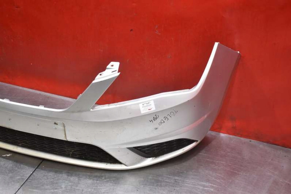 bumper front front SREBRNY 6JA807221 SEAT TOLEDO 4 IV 12-19