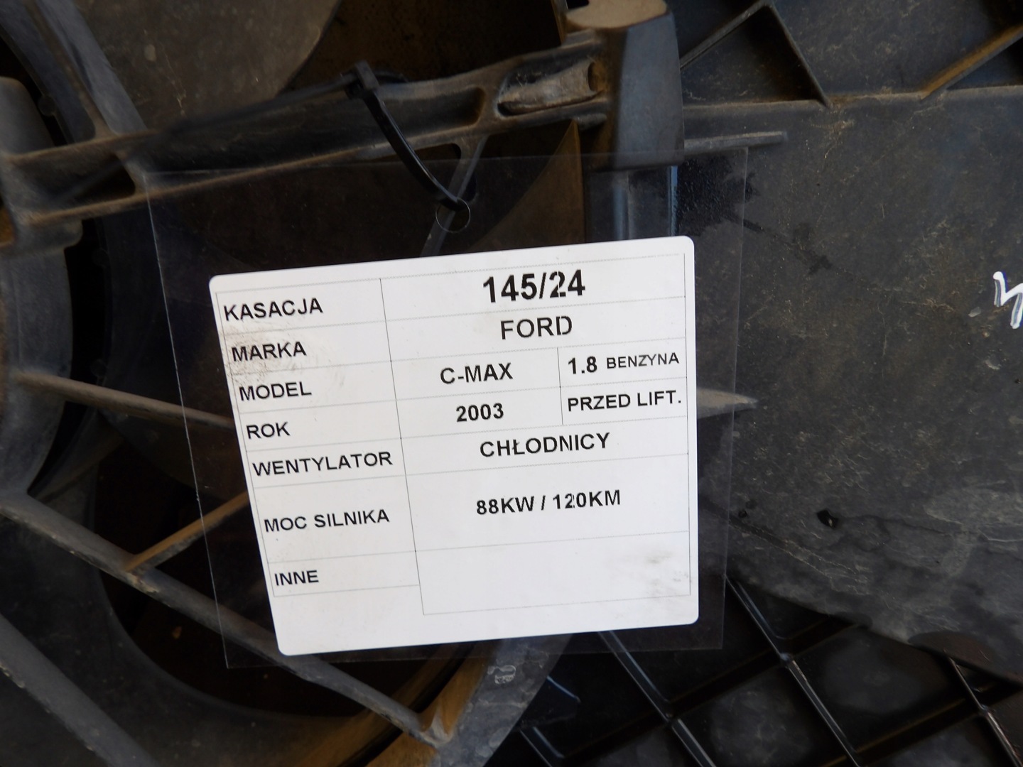 Ford C-MAX ventilátor chladiče 1,8B 3M5H-8C607-RD 0130303930