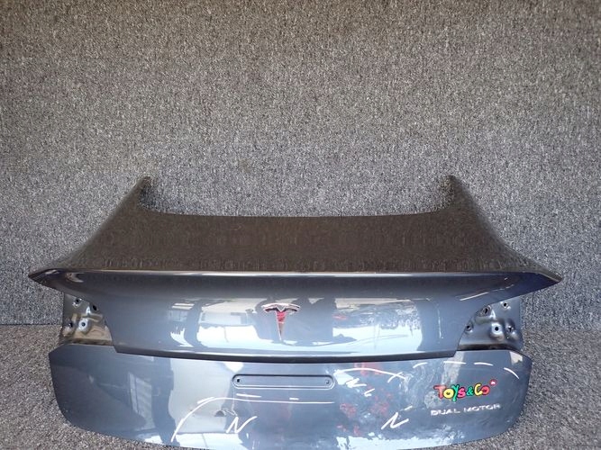 TESLA III boot doors rear part